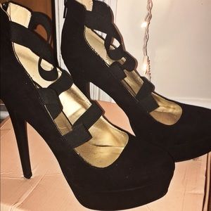 CLOSET SALE🖤 Charlotte Russe Black Stilettos 10